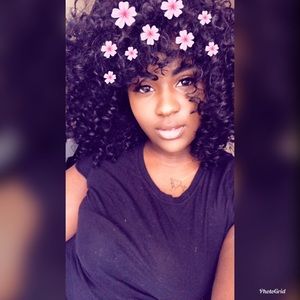 Meet your Posher, Alexus